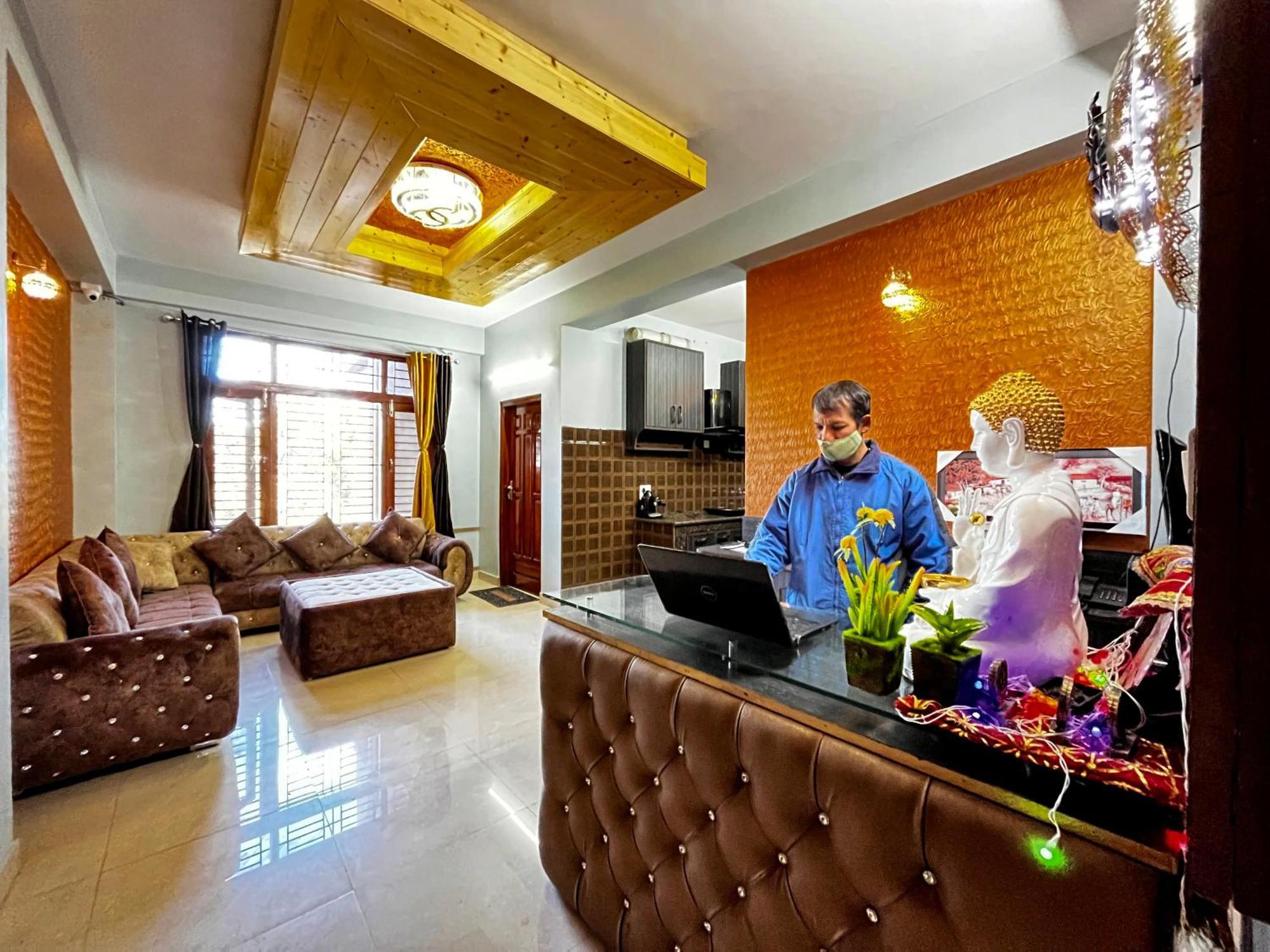 Puri'S Bnb 西姆拉 外观 照片